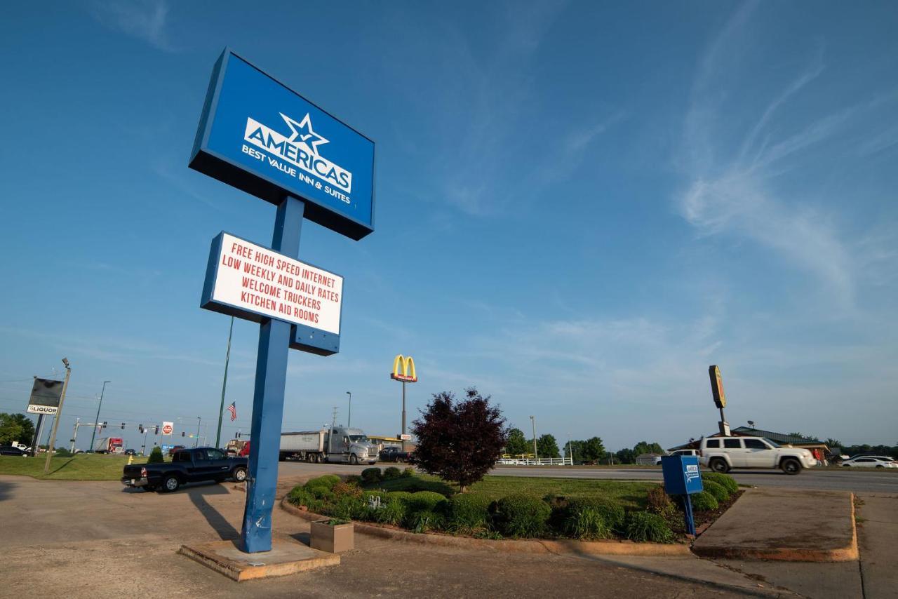 Americas Best Value Inn And Suites Siloam Springs Exterior photo