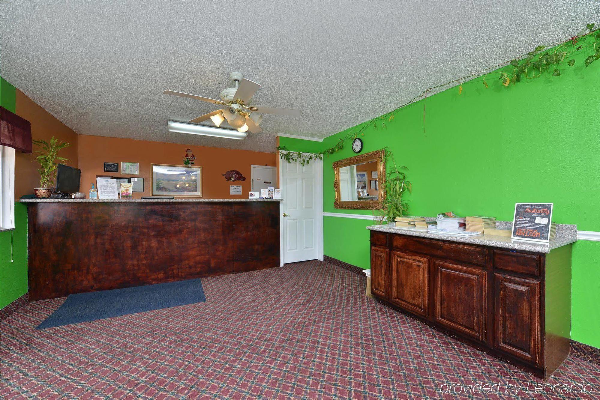Americas Best Value Inn And Suites Siloam Springs Exterior photo