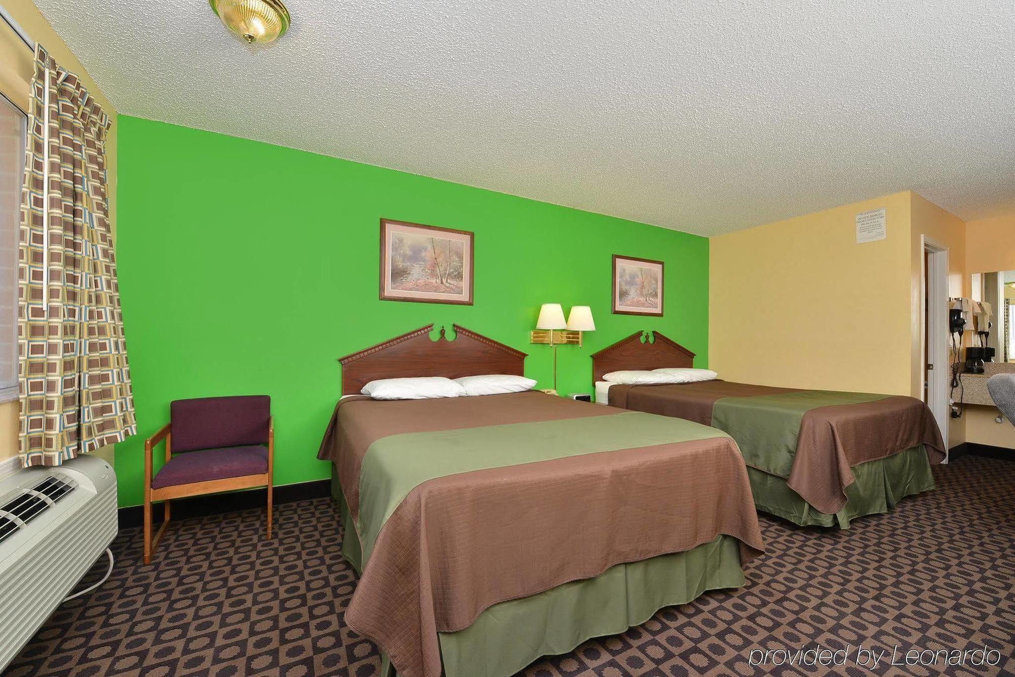 Americas Best Value Inn And Suites Siloam Springs Exterior photo